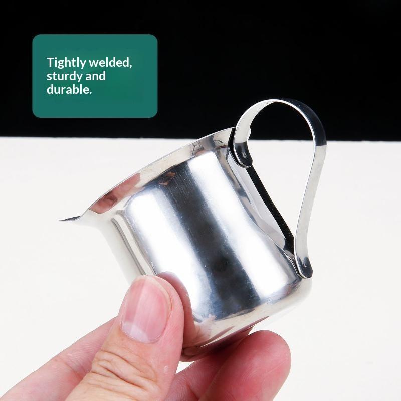 ステンレス製コーヒーミルクフォーミングピッチャー、先端が尖っ - Barista Milk Jug のレビューと価格